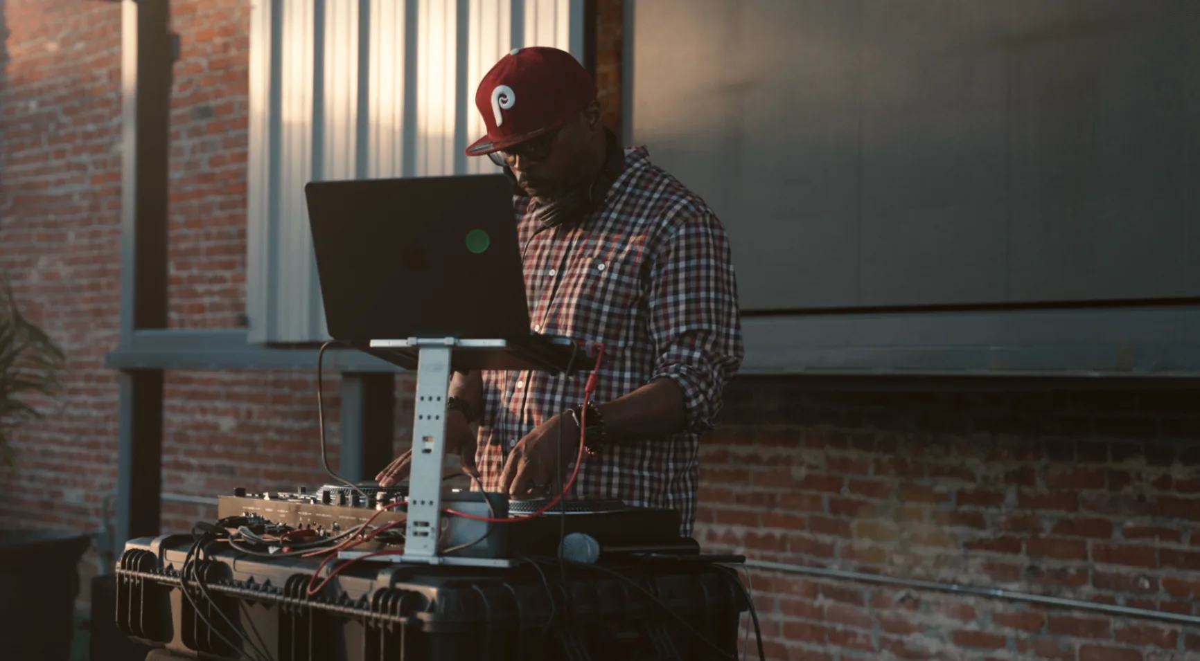 Memphis Link Up Still — cinematography by Aris Federman